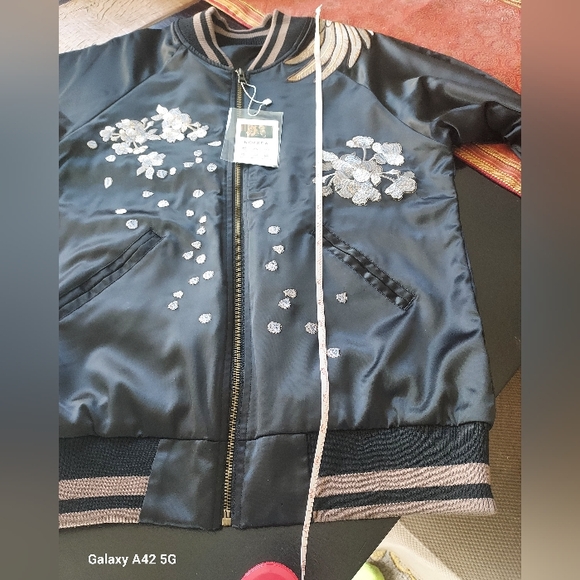 NWT Koisea satin bomber Jacket, M (Japanese sizing, fits an oversized small) - Picture 4 of 7